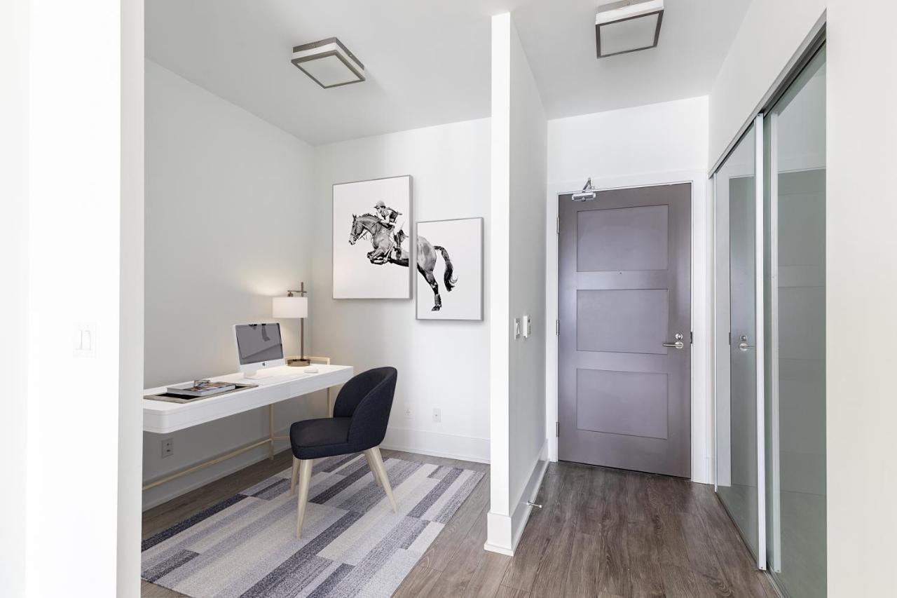 Stylish 1Br + Office Condo - Cn Tower View Toronto Buitenkant foto